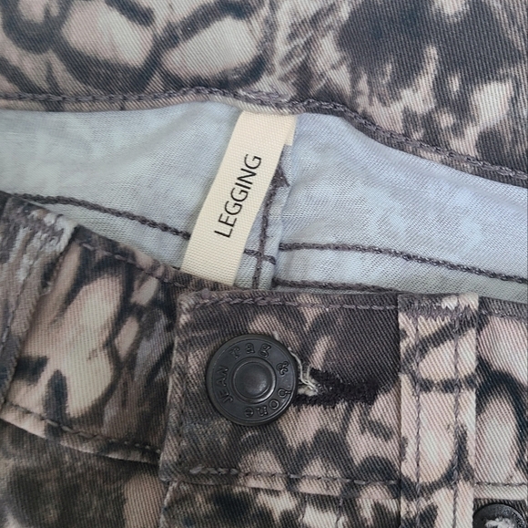 Rag & Bone Feather Print Skinny Jean Legging - Picture 3 of 9